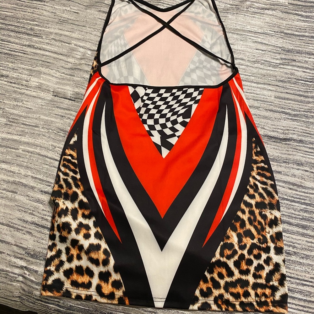Patterned criss cross mini dress